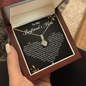 Boyfriend's Mom Gift - Alluring Beauty